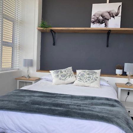 Boland Park Bellville Bagian luar foto